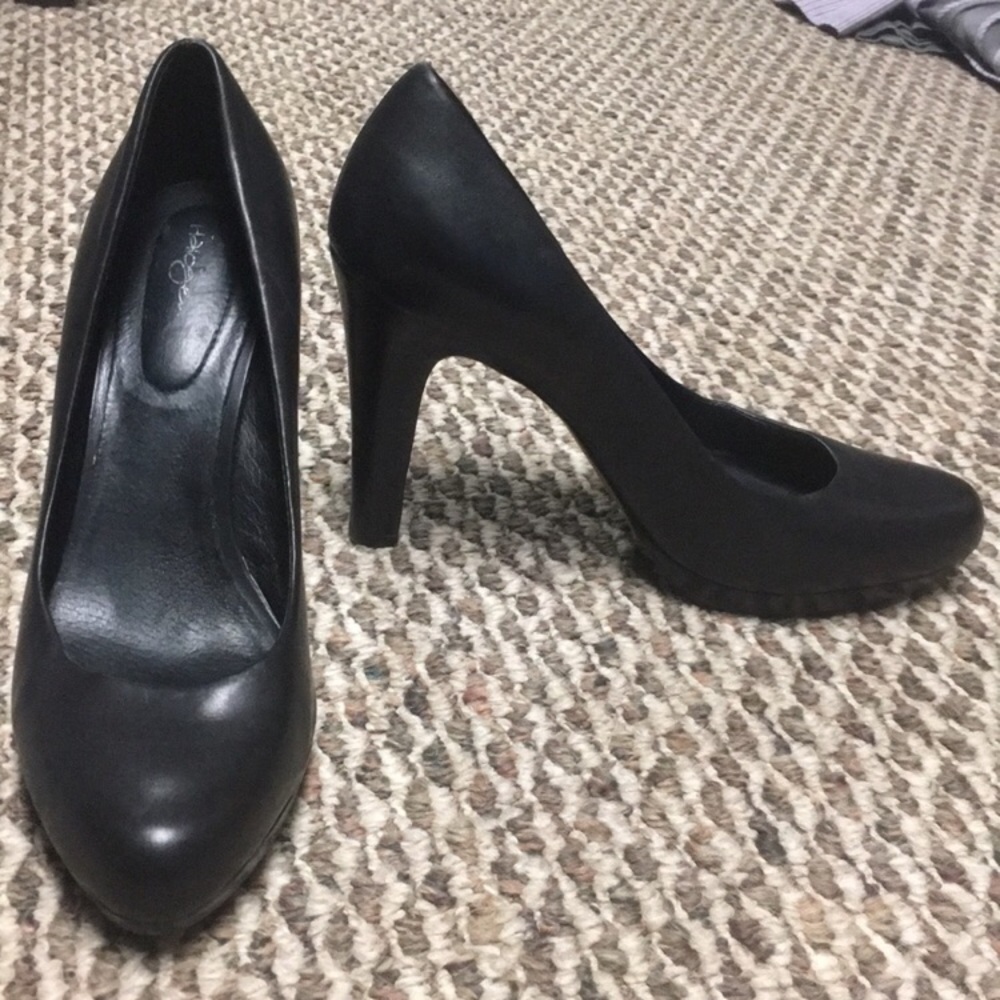 Halogen Solid Black Leathered Heels - image 2